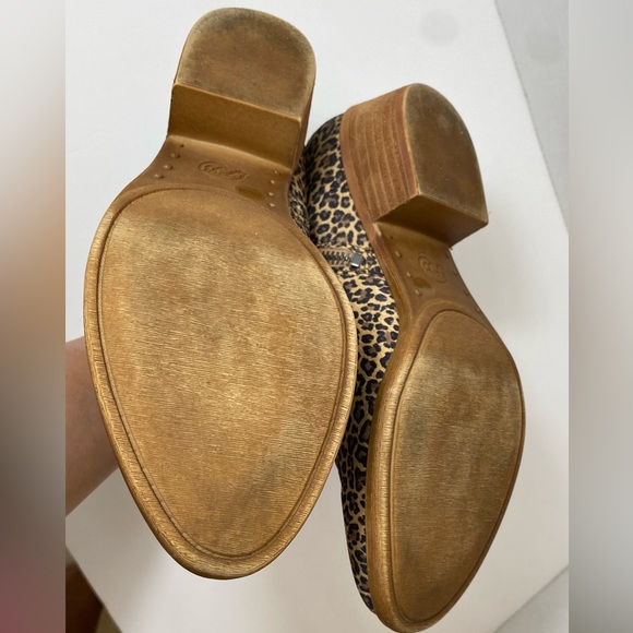Lucky Brand Pre-Owned Basel Women's Eyelash
Ankle Booties Size 9(runs small) - Picture 6 of 7